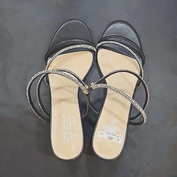 BRAND NEW UNILODY RHINESTONE   STRAP BLOCK HEEL SANDAL - Picture 10 of 15